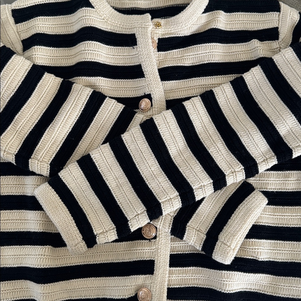 Black and Cream Striped Cardigan - Picture 8 of 9
